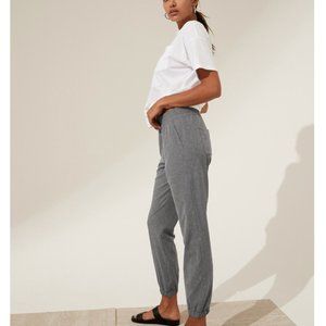 Banana Republic thin jogger - Black - never worn